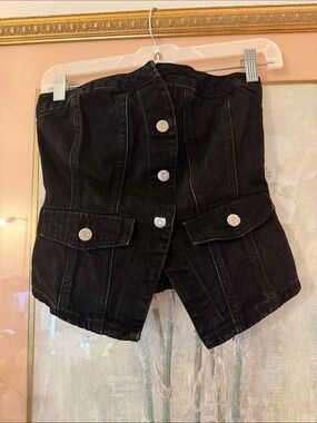 Black Denim Button-Front Women’s top